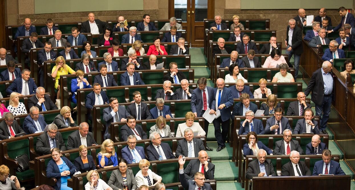 Dekoncentracja mediów już pewna? Minister PiS przypadkiem się wygadał, projekty ustaw już gotowe