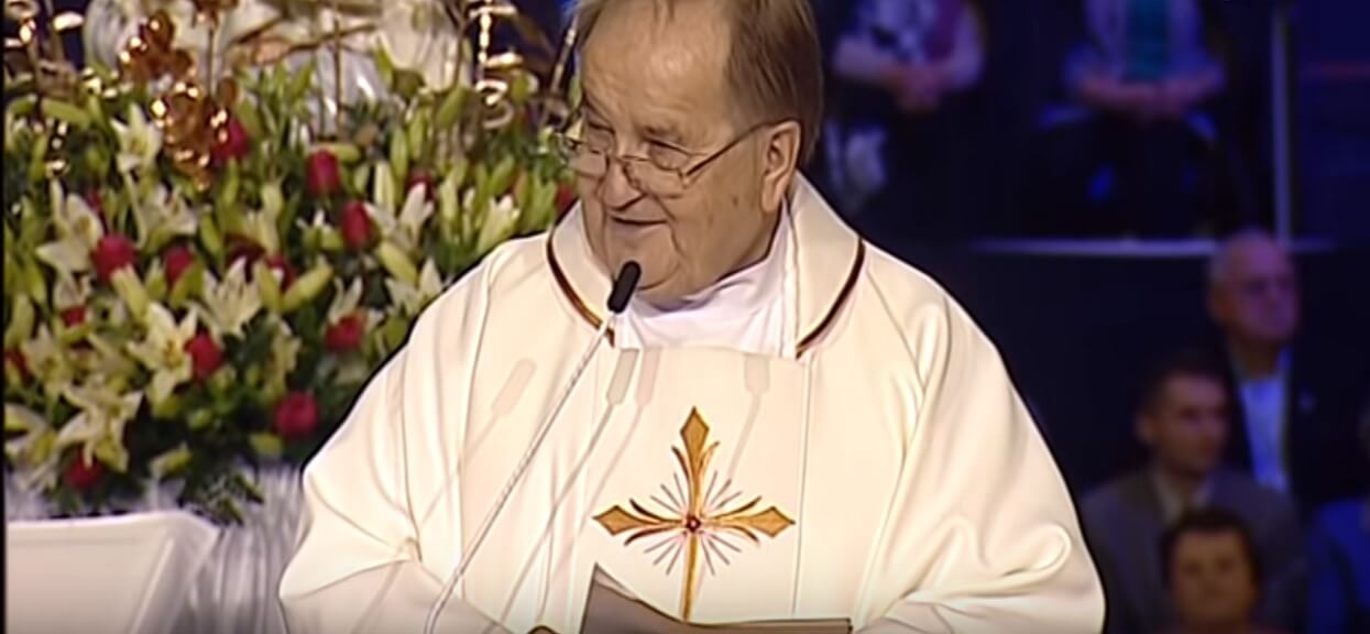 Pracownica Rydzyka nie wytrzymała i ujawniła szokującą tajemnicę. W tle Jan Paweł II, wbije was w ziemię