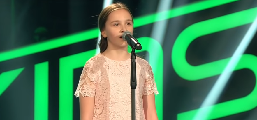 Jurorka "The Voice Kids" wcisnęła przycisk już po 3 sekundach. Kiedy mała dziewczynka otworzyła usta, wszystkich zamurowało