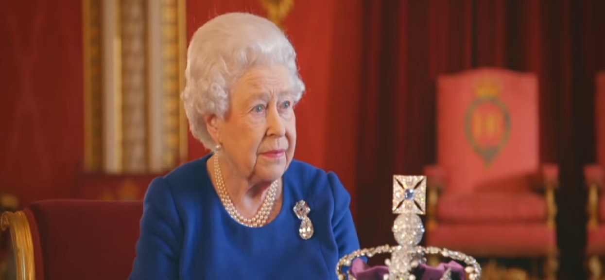 Brytyjczycy nie dowierzają. Elżbieta II odrzuciła zaproszenie na chrzest syna Markle i Harry'ego