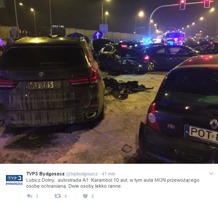 Karambol pod Toruniem, AKTUALIZACJA - Są ranni, wiemy co zrobił Macierewicz (ZDJĘCIA)