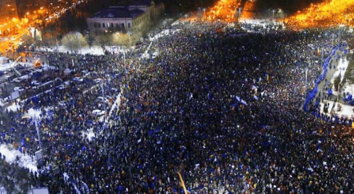 Cała Europa patrzy na protesty w Rumunii. Kontynent dawno tego nie widział (FOTO, VIDEO)