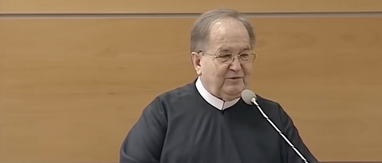 Bezczelność Rydzyka osiągnęła nowy poziom. Powiedział jak mają wyglądać koperty z pieniędzmi i po ile osób można się składać
