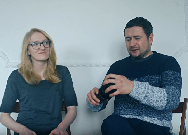 Zboczony właściciel gnębił lewicowego publicystę. Autoerotyczna uczta i tajemniczy przedmiot (VIDEO)