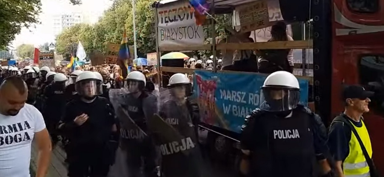 Policja zapowiada surowe konsekwencje po zadymie na Marszu Równości w Białymstoku