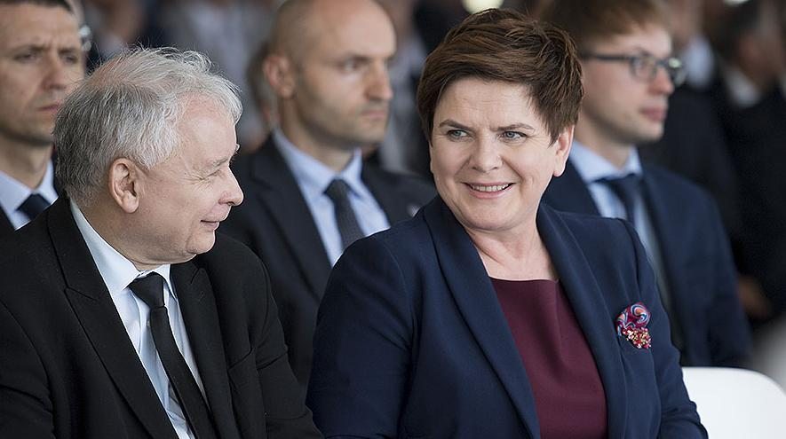 Wiemy kiedy premier Szydło opuści szpital! Zdradził to mediom prezes PiS