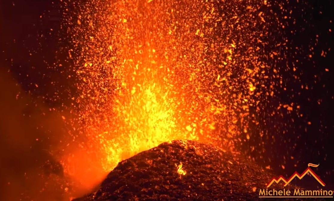 Spektakularna erupcja wulkanu w Europie (video)