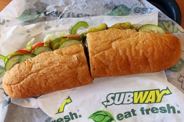 Fast-foodowy skandal. Jadasz w Subwayu? To lepiej nie czytaj czym jest kurczak w kanapce
