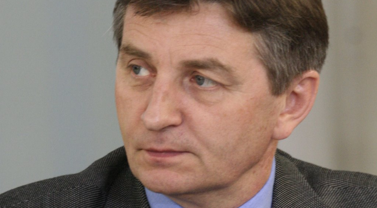 Prokuratura bierze się za loty Kuchcińskiego. Pod publiczkę? Jest jedno duże ale