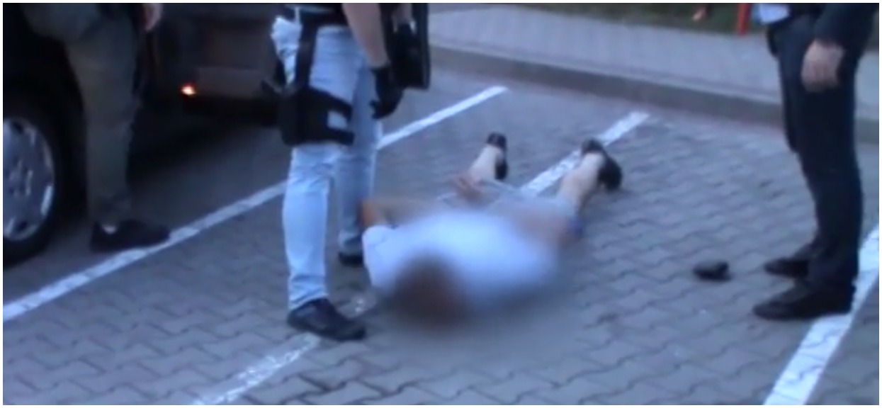 Brutalne zabójstwo policjanta. Złapano jednego ze sprawców po 25 latach. "Zamurowało go"