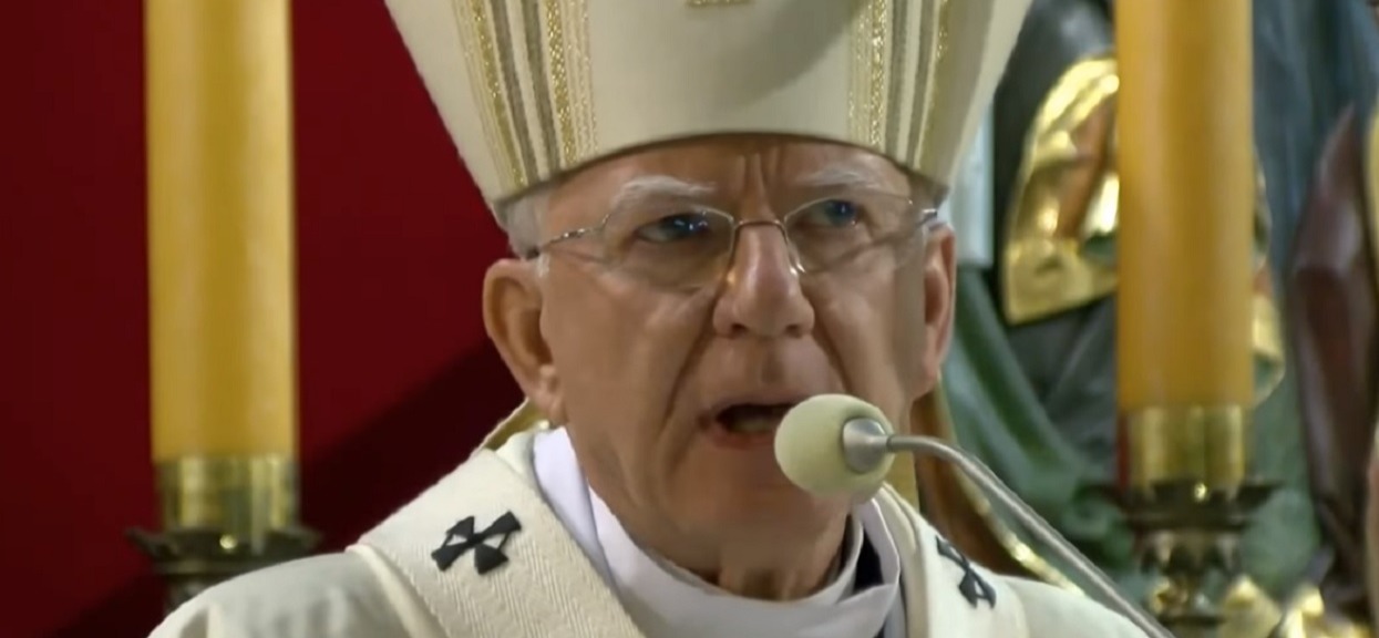 Jędraszewski nie odpuszcza. Wyjaśnił co z uczestnikami marszów LGBT zrobiłby Jezus