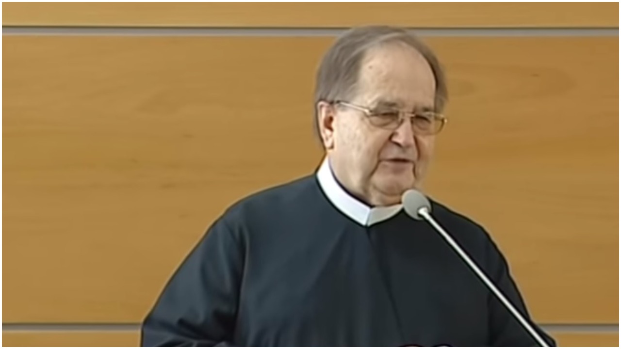 Dziennikarze ujawnili, ile pieniędzy z budżetu państwa NAPRAWDĘ trafia do Rydzyka. Lepiej usiądźcie, bo ta kwota was powali