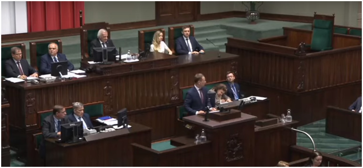 Nowy sondaż po aferze Kuchcińskiego. Wynik PiS może zaskoczyć