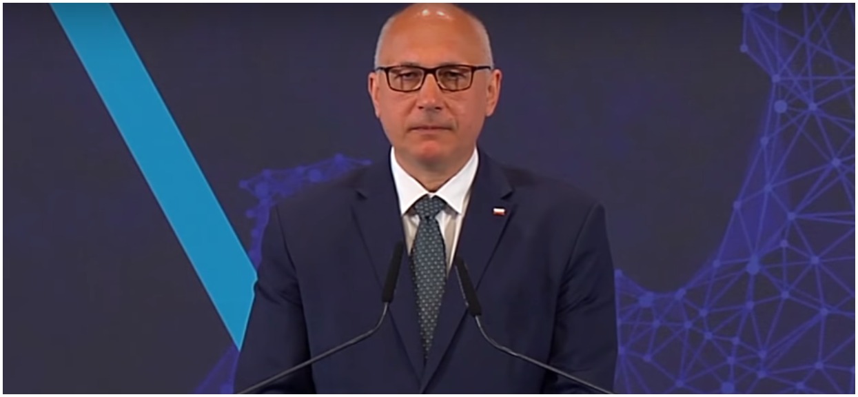 Brudziński chwali Jędraszewskiego za słowa o "tęczowej zarazie". "Lud czekał na jasny przekaz"