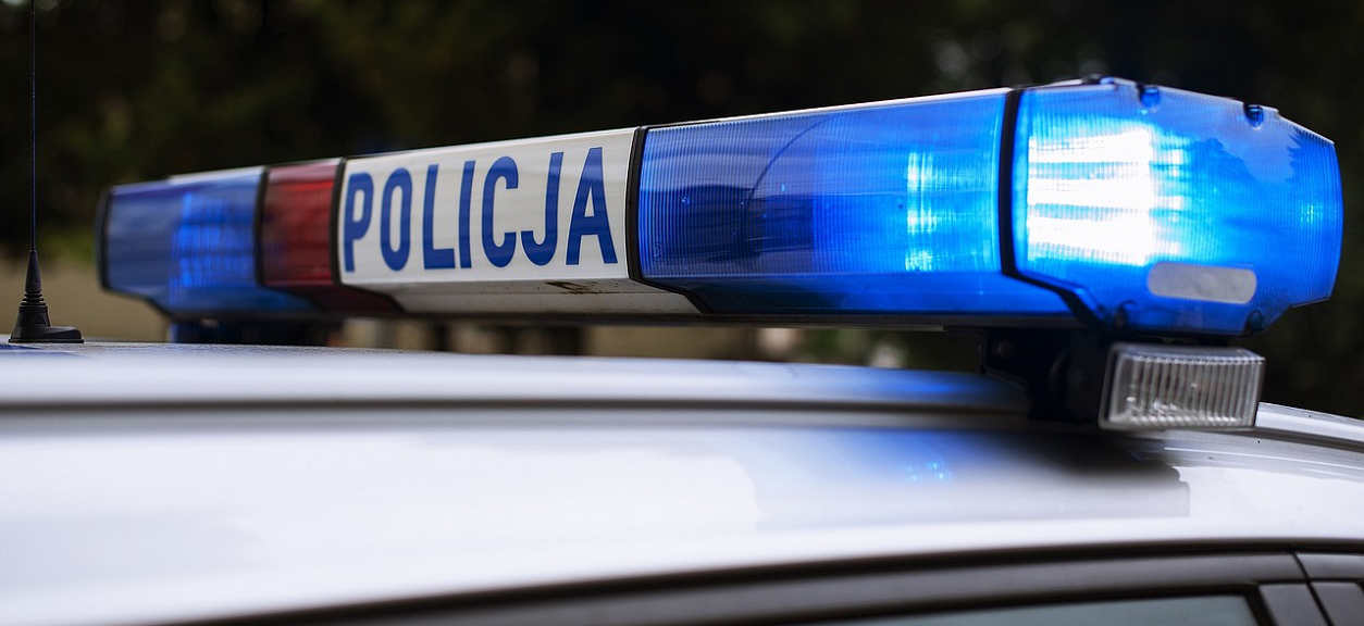 Motocyklista nie mógł przewidzieć tego, co się stało. Dwie ofiary śmiertelne tragicznego wypadku