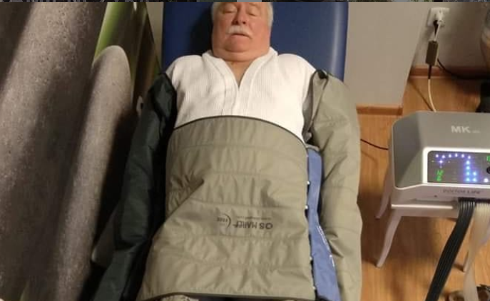 Lech Wałęsa ostro wziął się za odchudzanie, a teraz pokazał zdumiewające zdjęcie. Jest chudy jak patyk!