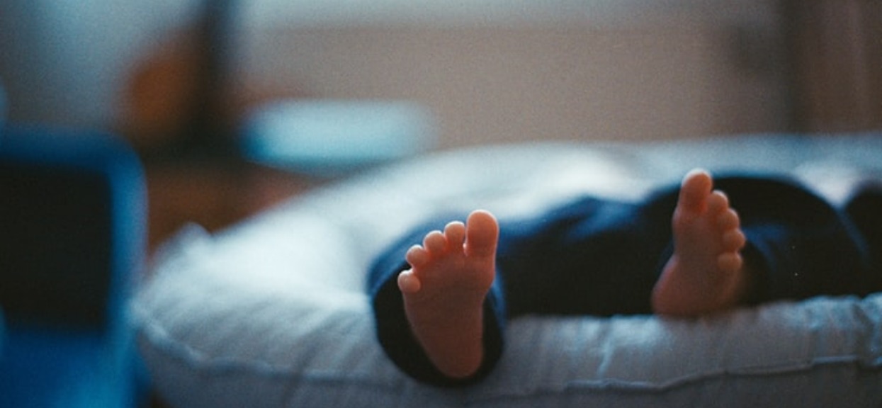 Jej brat bliźniak urodził się 3 miesiące później. Powód jest zdumiewający, nawet lekarze nie mogli w to uwierzyć