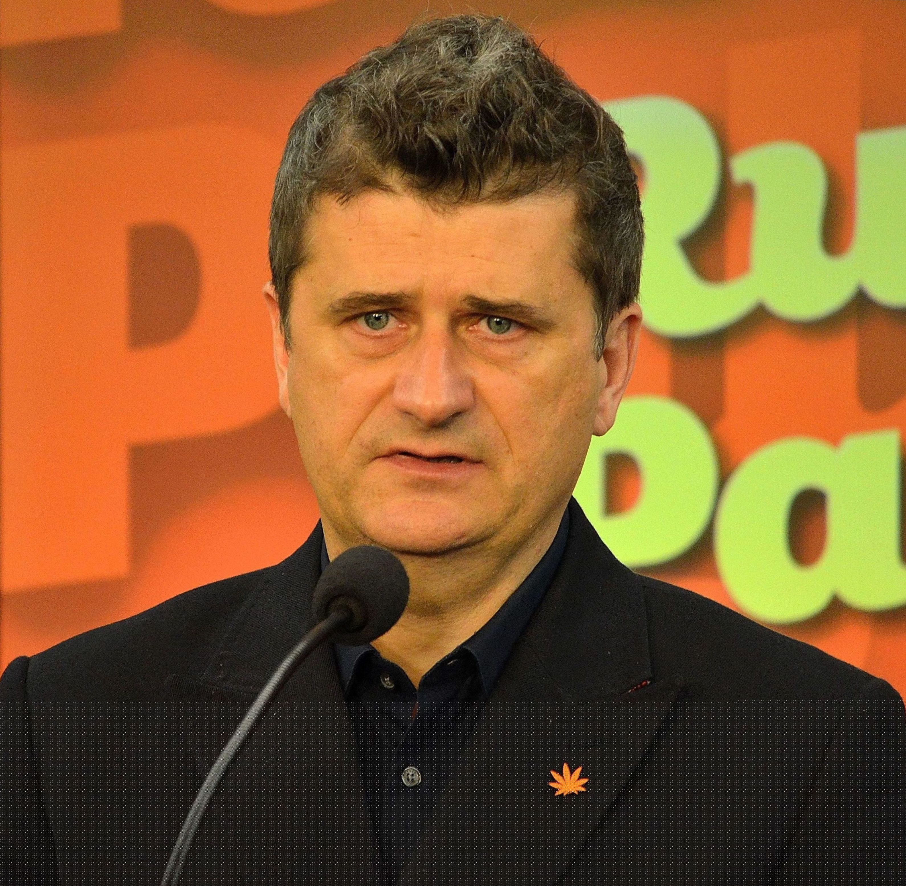 Palikot: Jeśli zostanę prezydentem to zakażę opłat za pogrzeby