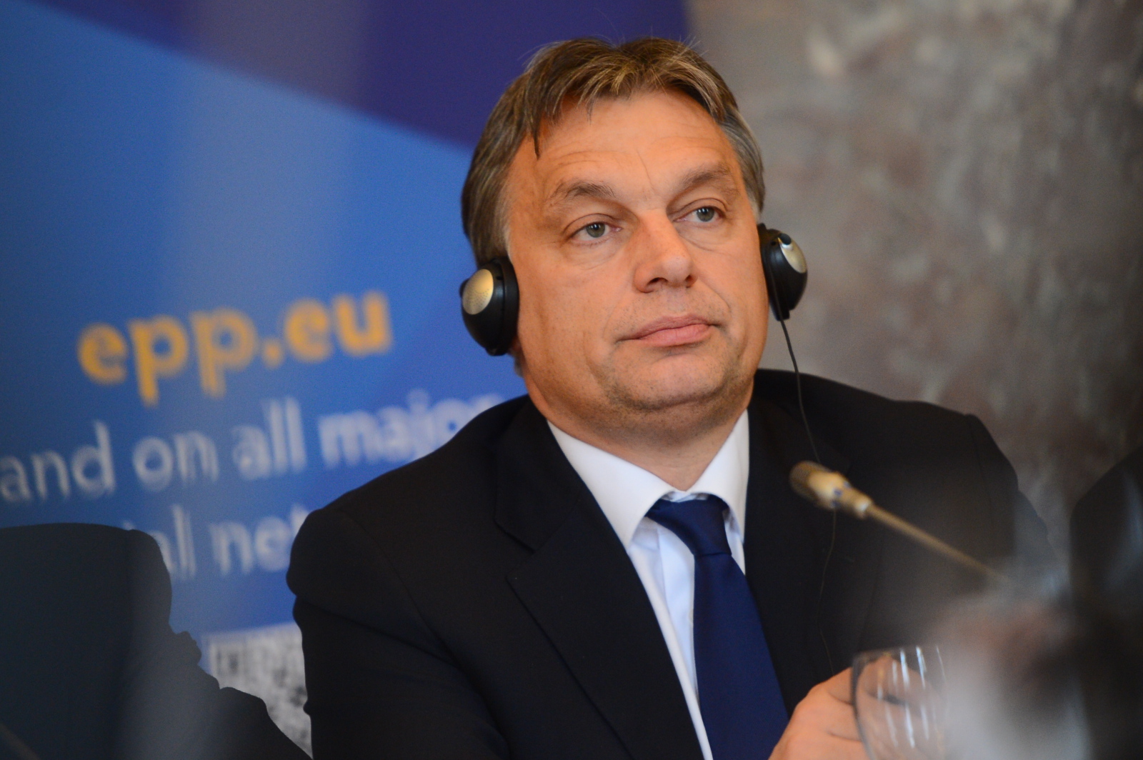 Węgry ustawą zakażą sprzedaży napojów energetycznych