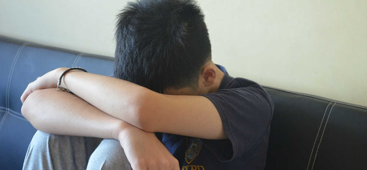 Nastolatek składał dokumenty na studia. Wtedy na jaw wyszedł porażający sekret jego ojca