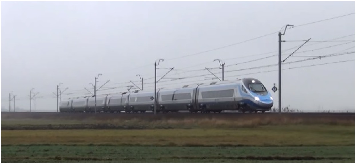 W pociągu Pendolino jadącym z Warszawy było 380 osób. Wszystkie zostały ewakuowane