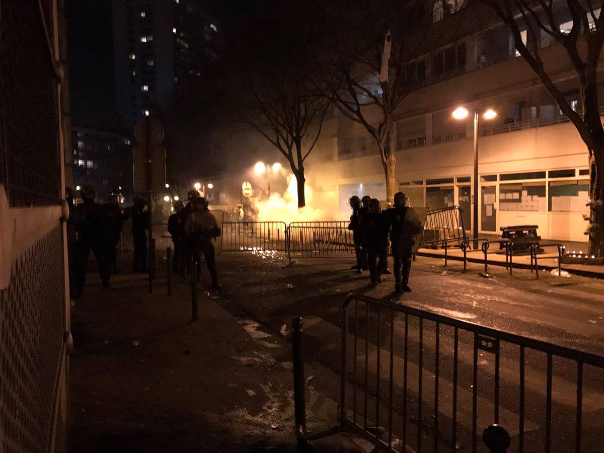 Paryż: Chińczycy urządzili wielką demolkę (VIDEO)