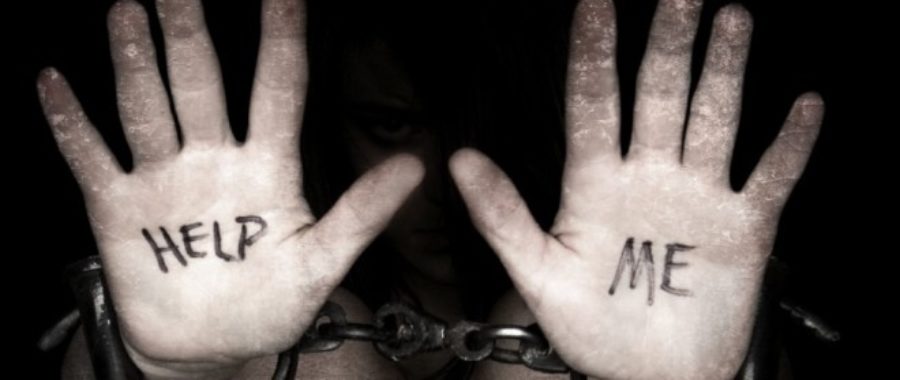 Mężczyzna zrobił z 17-latki swoją niewolnicę. Pracowała po 10 godzin dziennie, oddawała mu wszystkie pieniądze