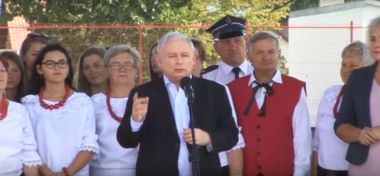 "Kaczyński obraża Polaków, którzy nie są katolikami". Burza po słowach prezesa PiS