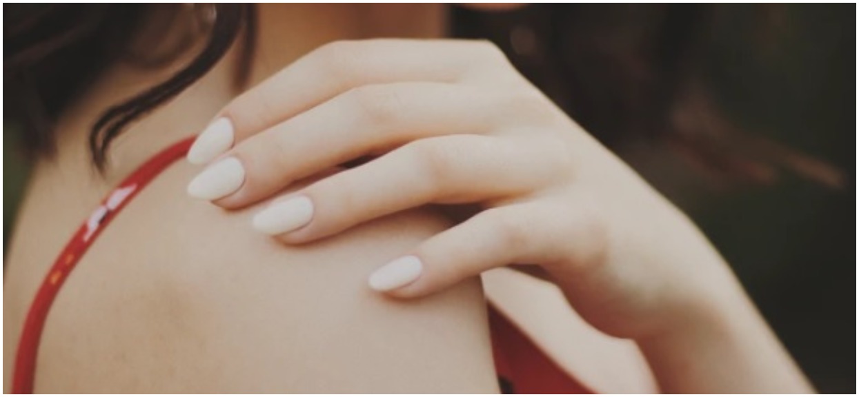 Już wszystko wiadomo! Najnowsze trendy na jesień 2019 wyglądają nieziemsko, kobiece dłonie jeszcze nigdy nie były tak wytworne