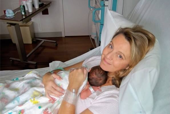 Kobieta zaszła w ciążę po 10 latach leczenia. Kilka dni później lekarz przyznał się do strasznego błędu