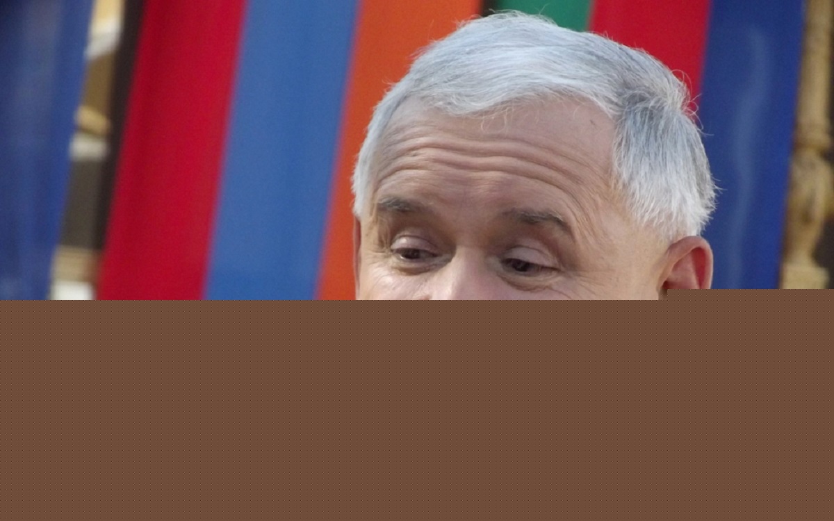 Jarosław Kaczyński będzie operowany. "Nie da się wtedy normalnie funkcjonować"