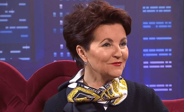 Stare zdjęcia Jolanty Kwaśniewskiej podbijają sieć. W długich włosach wyglądała jak prawdziwa bogini