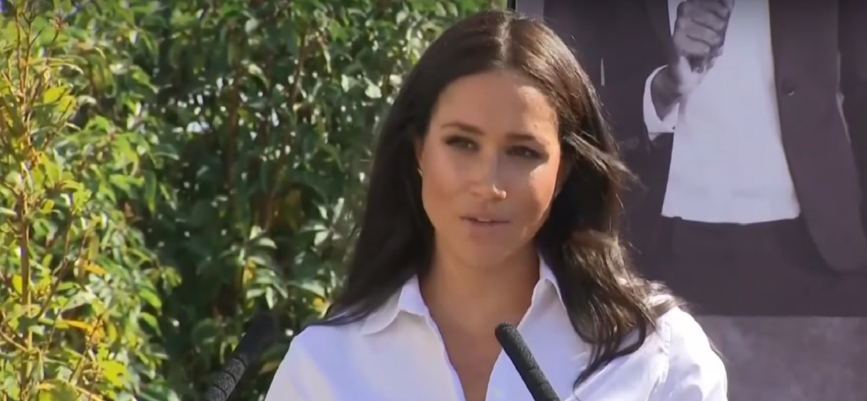 Wiele osób nie dostrzegło małego szczegółu. Meghan Markle złożyła hołd księżnej Dianie