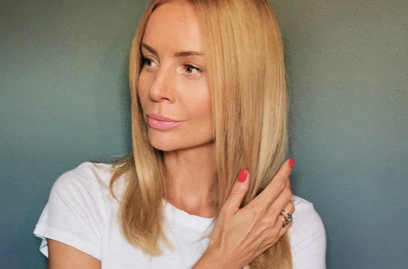 Do Agnieszki Woźniak-Starak napisała fanka, która też straciła męża. Odpowiedź prezenterki TVN wyciska łzy