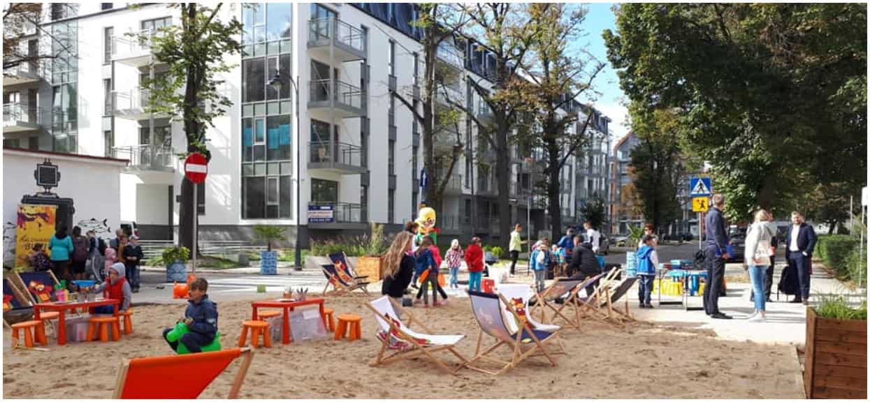 Polak potrafi. Zrobili plażę na środku miasta, narazili tym życie wielu ludzi