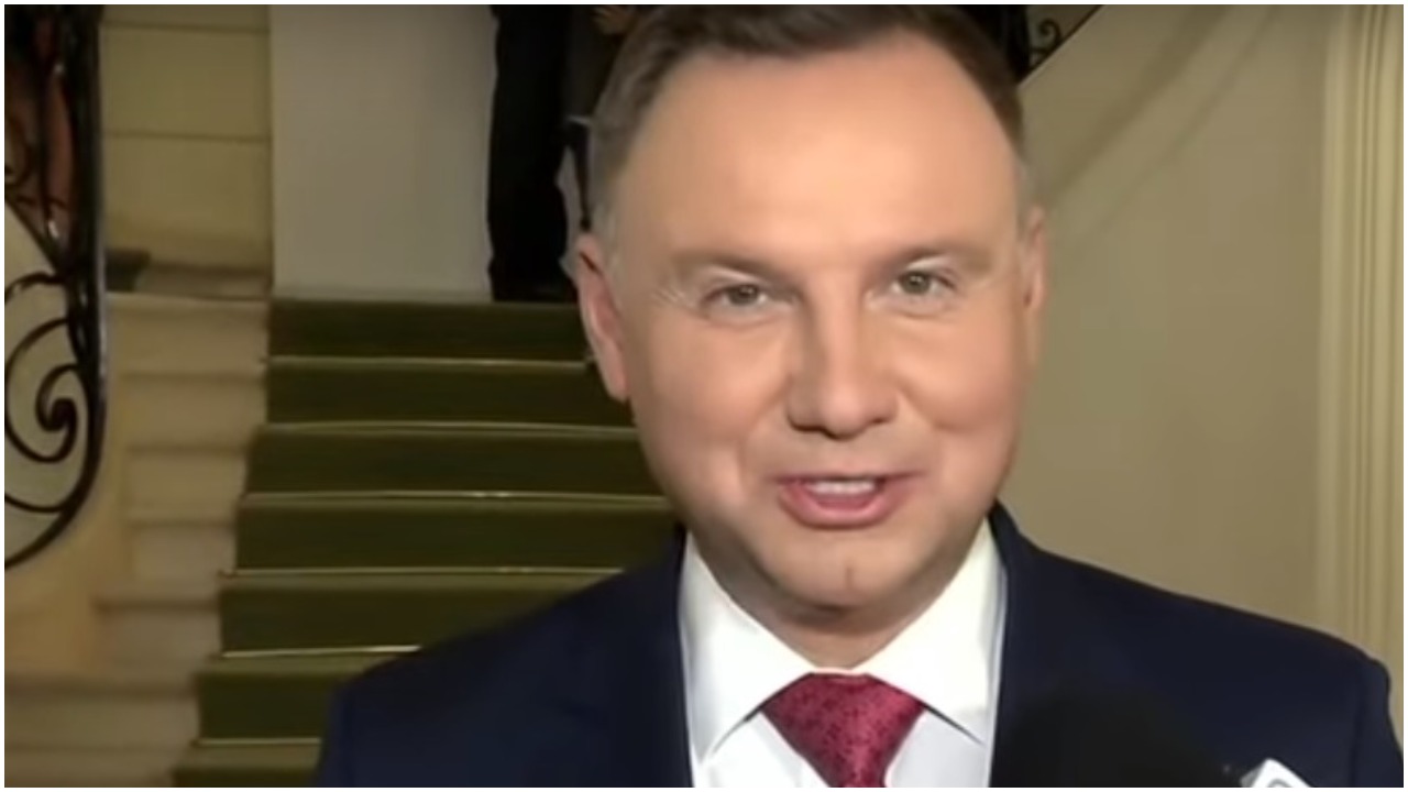 Nie chce być prezydentem. Andrzej Duda będzie miał o jednego rywala mniej