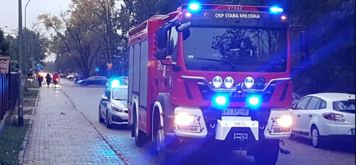 6 tys. interwencji strażaków, pozrywane dachy i powalone drzewa. Niestety, są również ofiary śmiertelne nocnych wichur