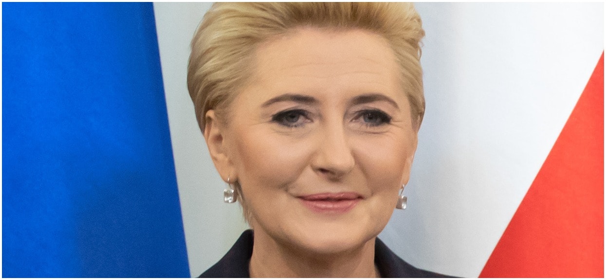 Agata Duda założyła takie buty, że aż oczy bolą od patrzenia. Zdjęcie z Brukseli podbija sieć