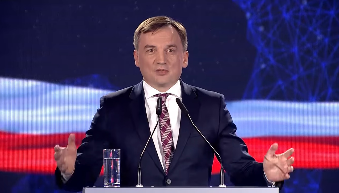 Jan S. oferował 100 tys. złotych za zabójstwo Ziobry. 28-latek jest poszukiwany