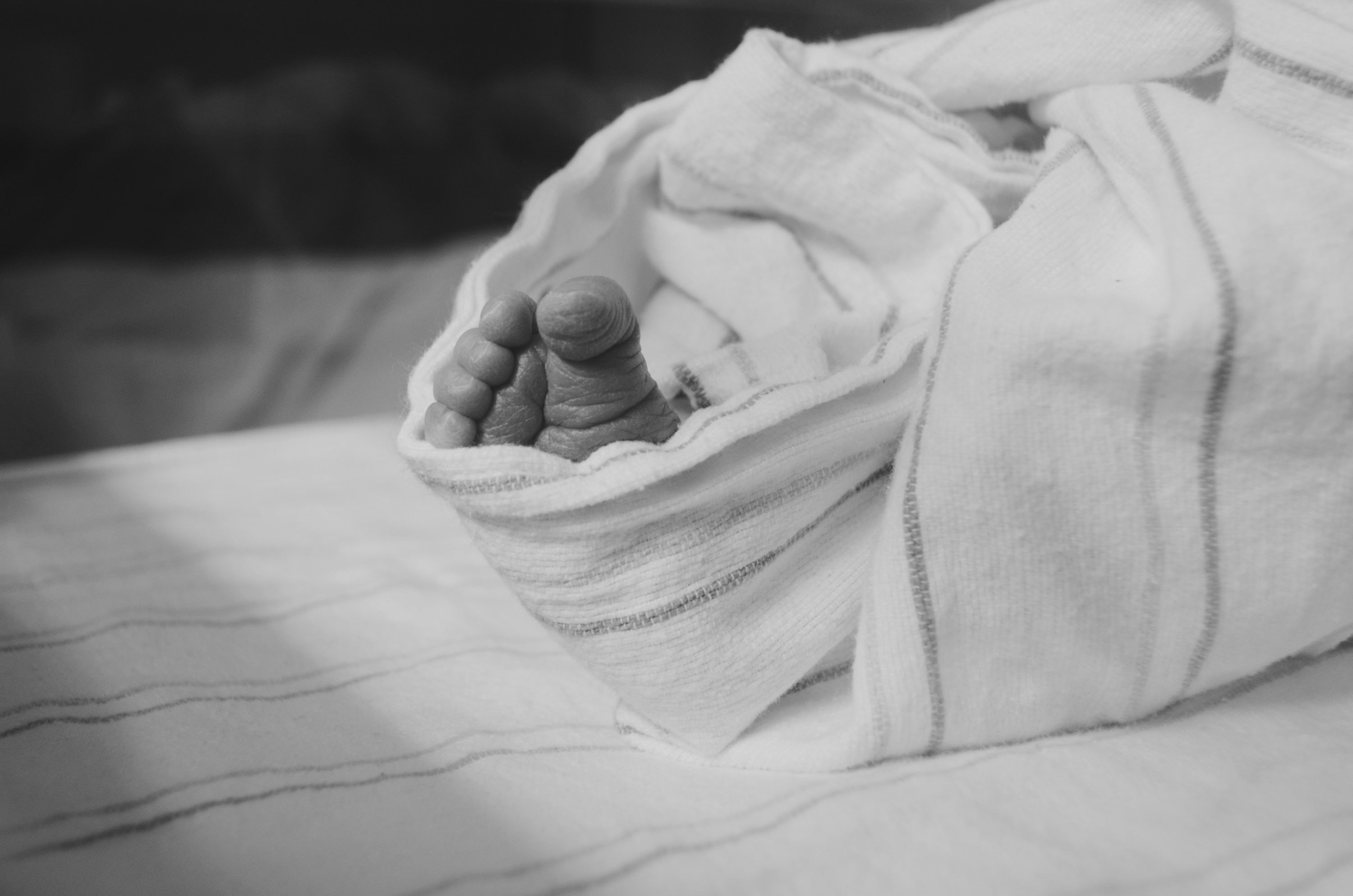 4-miesięczny synek jeszcze żył, gdy zjadały go robaki. Skonał w niewyobrażalnie okropnych okolicznościach