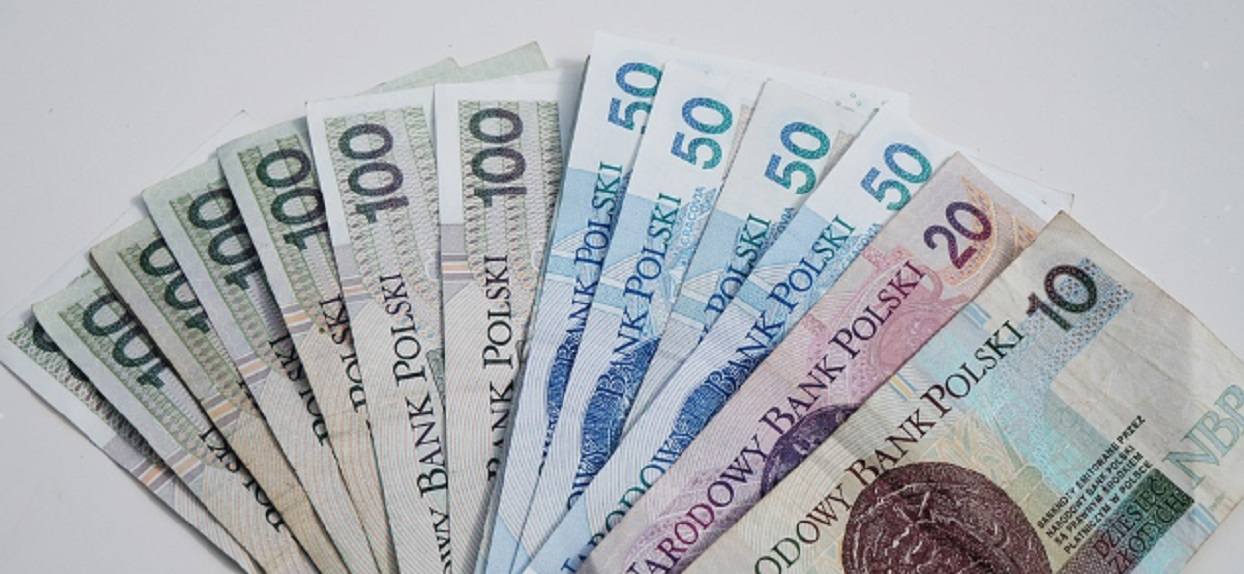 Większość o tym nie wie, ale nie każdy, kto złoży wniosek dostanie 500 plus. Mogą przyznać ci dużo mniej, niektóre kwoty są śmieszne