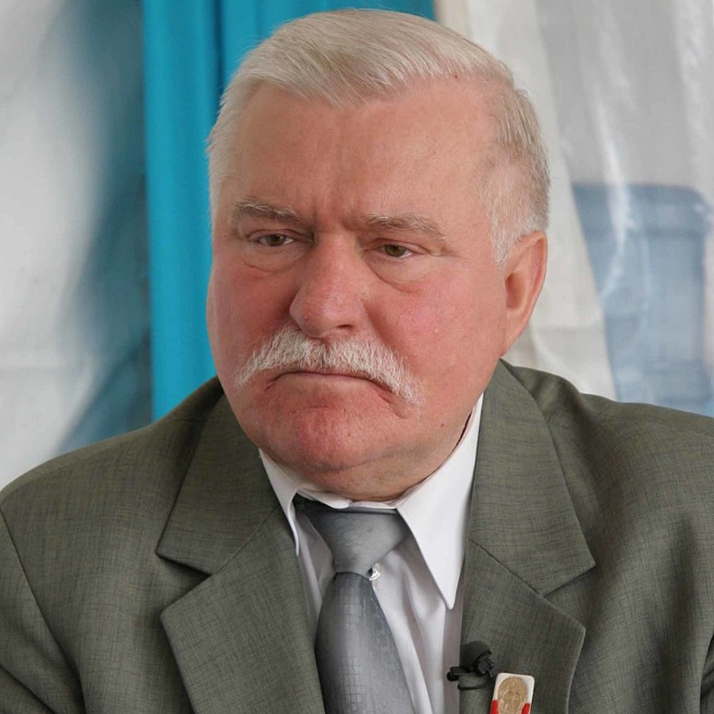 Wałęsa przeprasza Polaków. "Rodacy, jeszcze raz wyjaśniam"