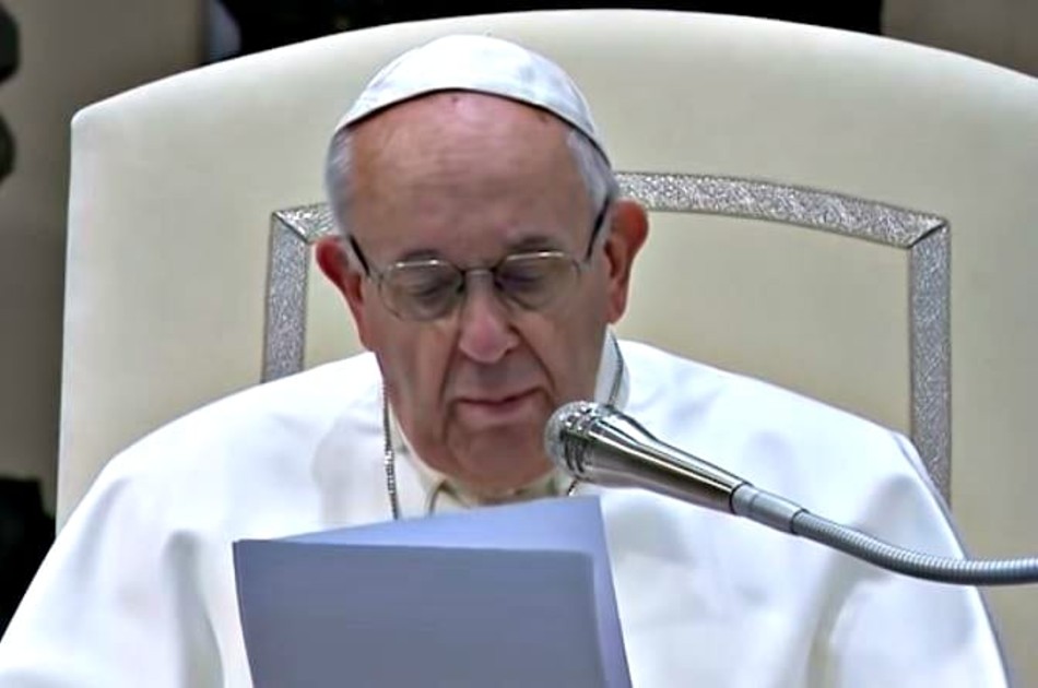 Jan Paweł Lenga przemówił. Wskazał na papieża Franciszka i powiedział kilka ponurych zdań