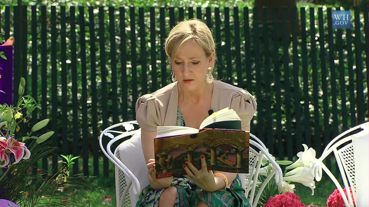 J.K. Rowling ukończyła scenariusz kontynuacji "Fantastycznych zwierząt"