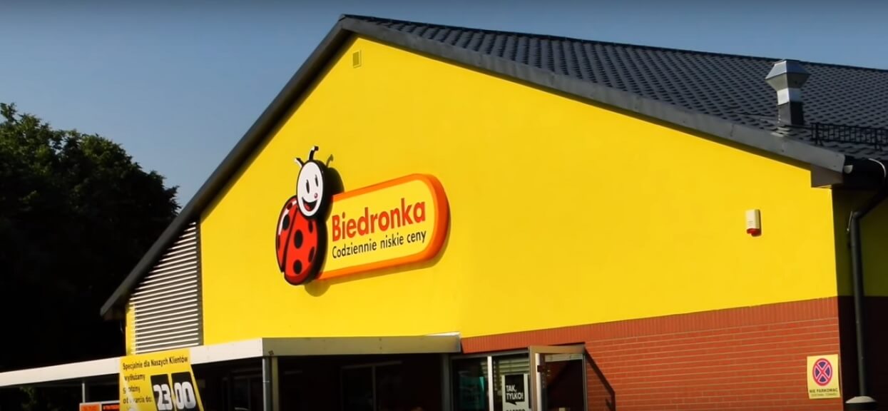 Sanepid pilnie wycofuje z Biedronki popularne ciasteczka. Lepiej ich nie jeść, bo może się to bardzo źle skończyć