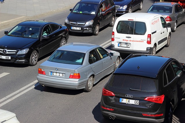 Nowe restrykcyjne prawo drogowe nie obejmie polityków i sędziów