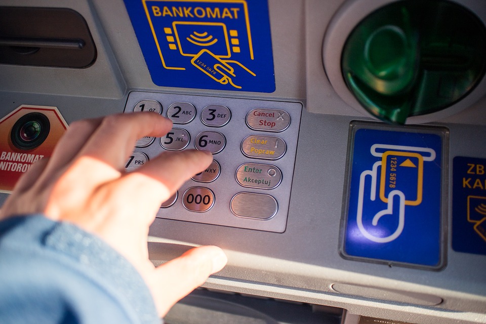 Największe banki ostrzegają Polaków. Nie dostaniesz się do swoich pieniędzy