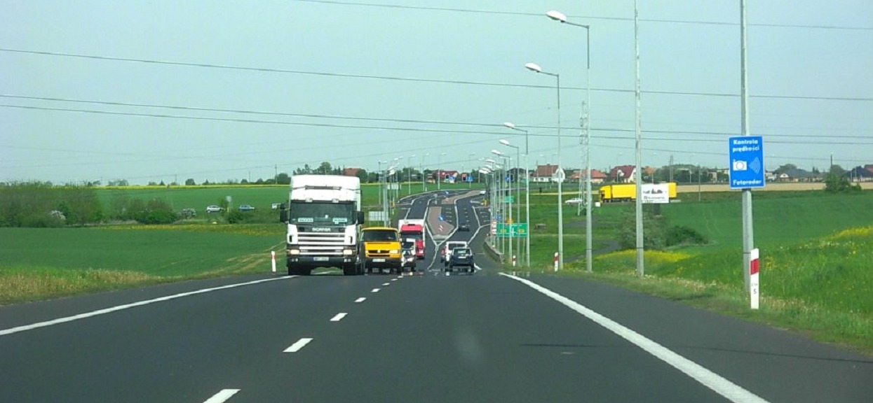 Kierowcy będą wściekli, posypią się mandaty. Przy drogach będzie czekało jeszcze więcej radarów
