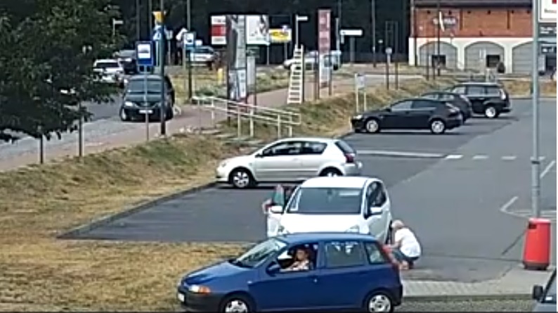 Słyszysz dziwny hałas ruszając samochodem z parkingu? Uważaj, to niebezpieczna pułapka!