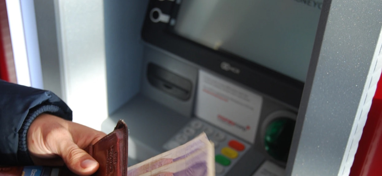 Wielka awaria w Polsce. Nie działają karty płatnicze i przelewy dwóch ogromnych banków